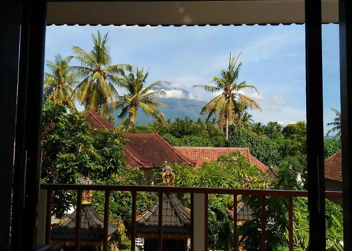 Santa Fe & Warong 3* Amed